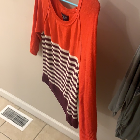 American Eagle 3/4 Sleeve Sweater! - Picture 2 of 3